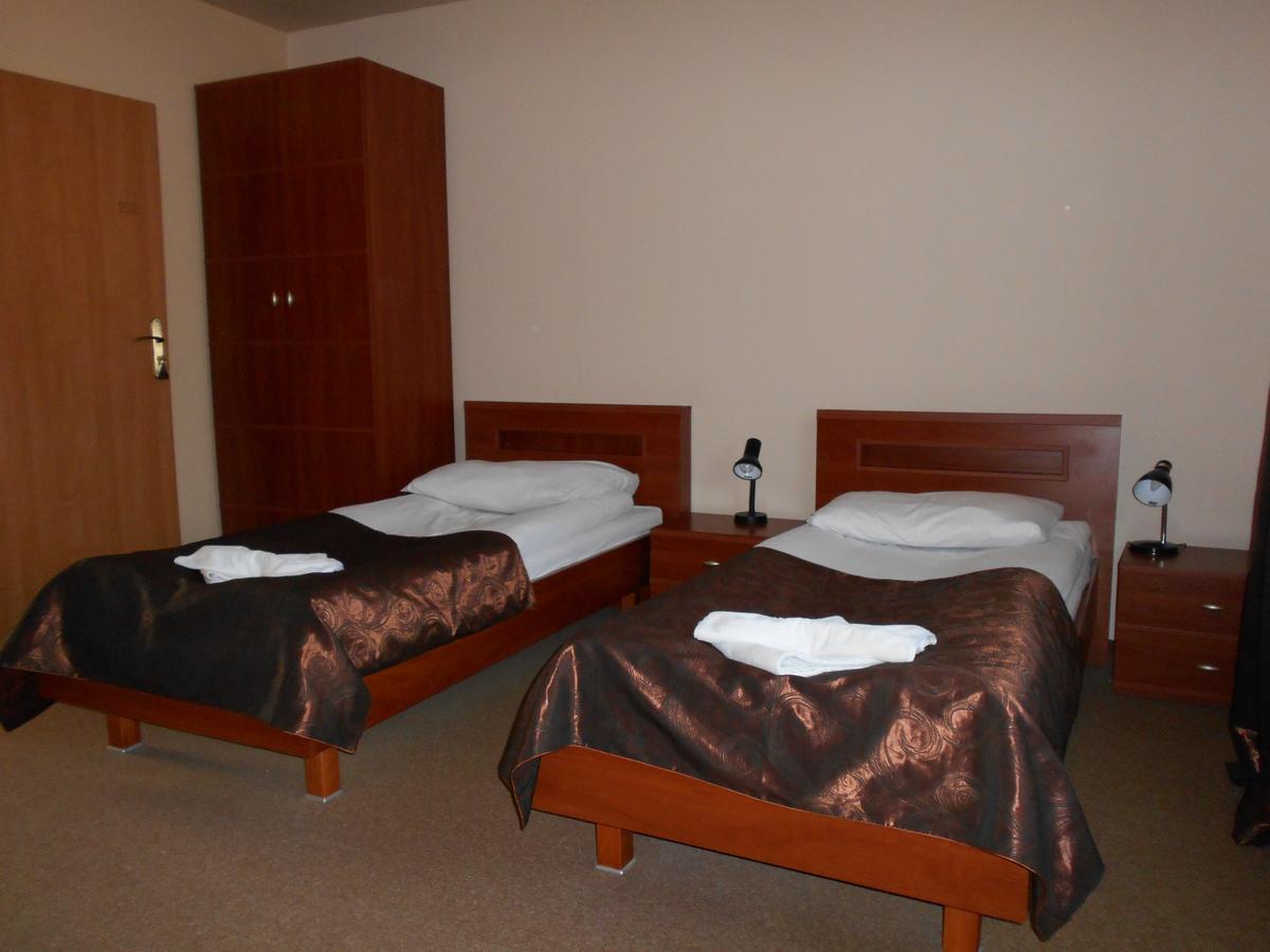 Hotel Astor Radom Bagian luar foto
